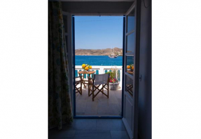 Katapola Vekris apartments